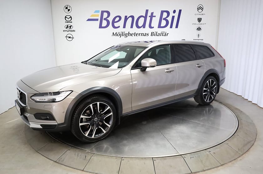 Bild 4 av Volvo V90 Cross Country B4 AWD Polestar Engineered/ Glastak