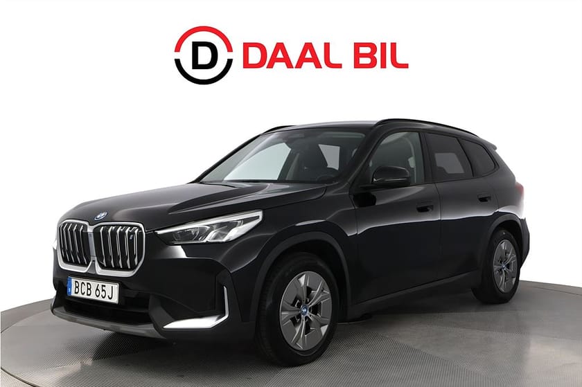 Bild 1 av BMW iX1 xDrive30 306HK 64,7kWh DRAG B-KAMERA VÄRMARE NAVIGATION