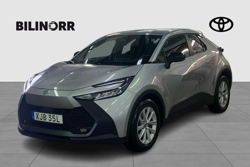 Bild 1 av Toyota C-HR Hybrid 1,8 Active | Vinterhjul | Motorvärmare |