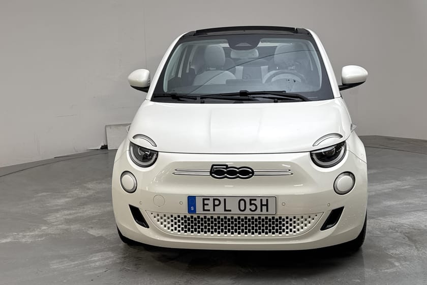 Bild 5 av Fiat 500Ce 500e Cabriolet 42kWh (118hk) GPS Backkamera