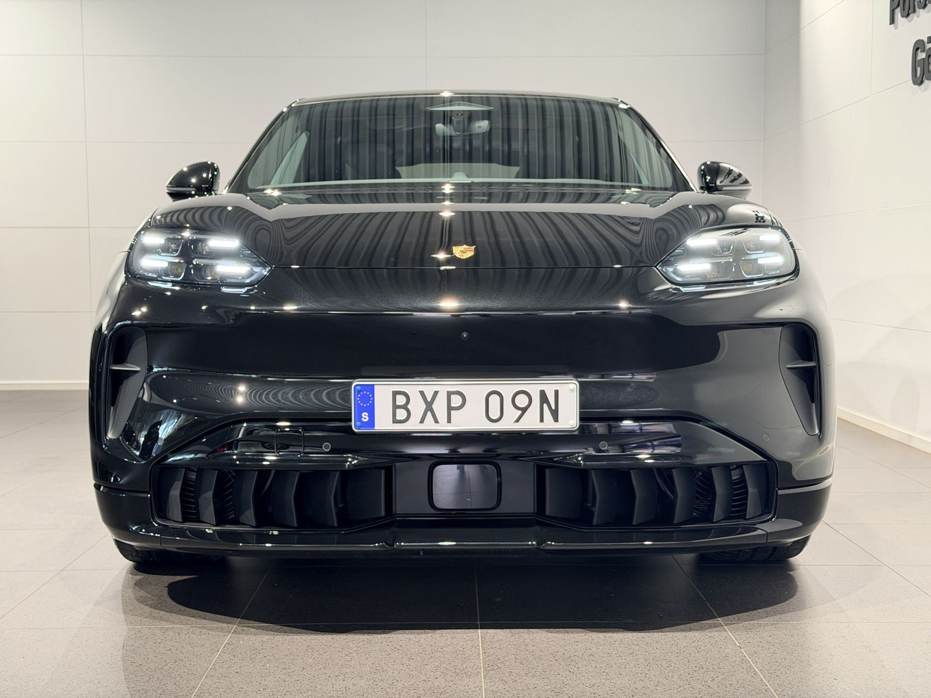 Porsche Cayenne S Coupé Electric 2026, kuva 3/10