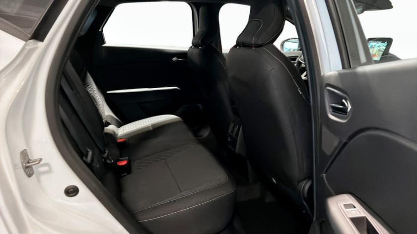 Bild 5 av Renault Captur EVOLUTION TCE 90 - RABATTERAD 61,800KR / 3 SISTA BILARNA