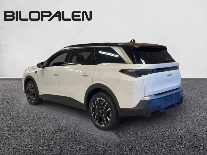 Bild 3 av Peugeot 5008 Hybrid 145 AUT 145hk/ 7-sits Winter Edition/ Vinterhjul