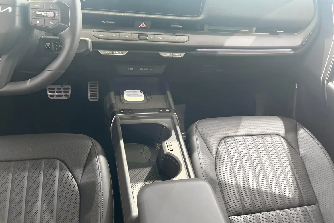 picture of a car
