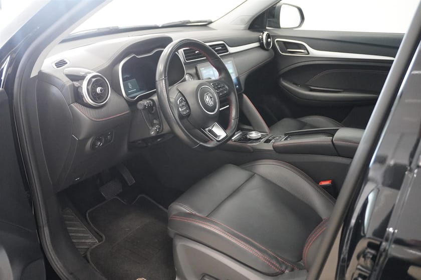 Bild 2 av MG ZS EV Long Range Luxury Pano Kamera