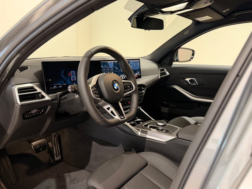 Bild 3 av BMW 320d xDrive Touring xDrive, M-Sport, Värmare, Drag,Adpt Fart,HiFi,Rattvärme