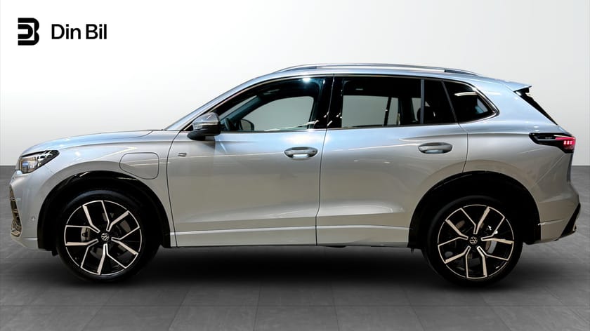 Bild 2 av Volkswagen Tiguan eHybrid DSG R-Line Drag/Panorama