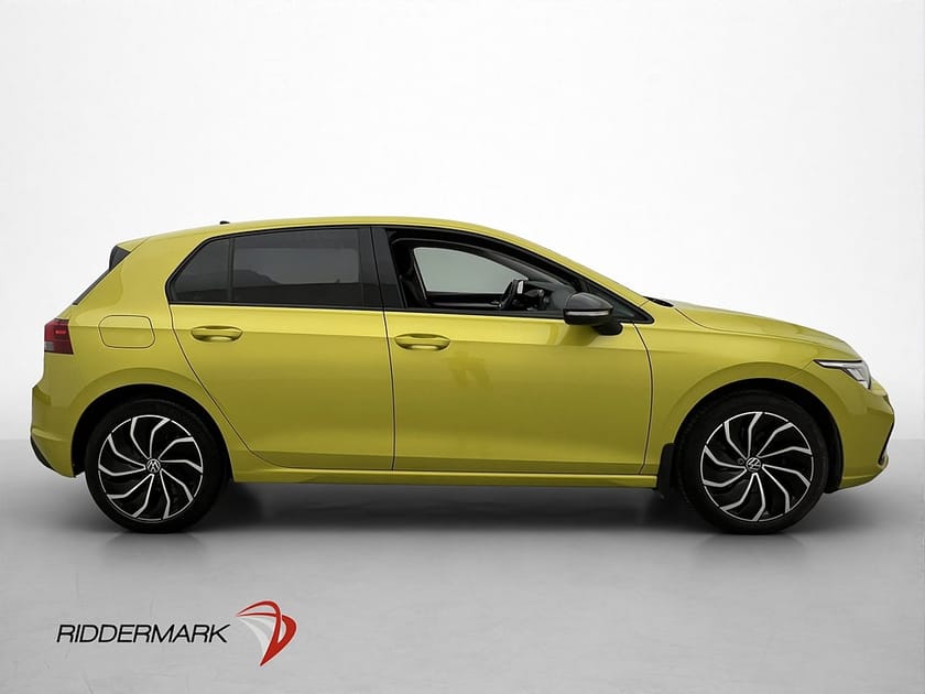 Bild 4 av Volkswagen Golf 1.5 TSI 150hk Rattvärme CarPlay Adaptiv-Fart