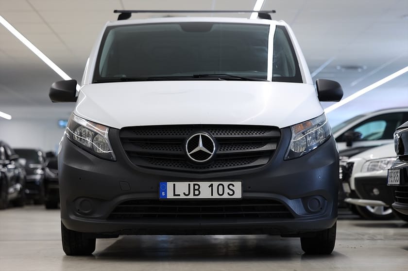 Bild 5 av Mercedes-Benz Vito 110 CDI 2.8t 102hk L2 B-kamera Värmare Navi