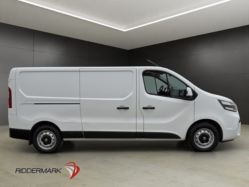 Bild 2 av Nissan Primastar L2 Värmare Dragkrok 3-Sits Kamera 1-Brukare