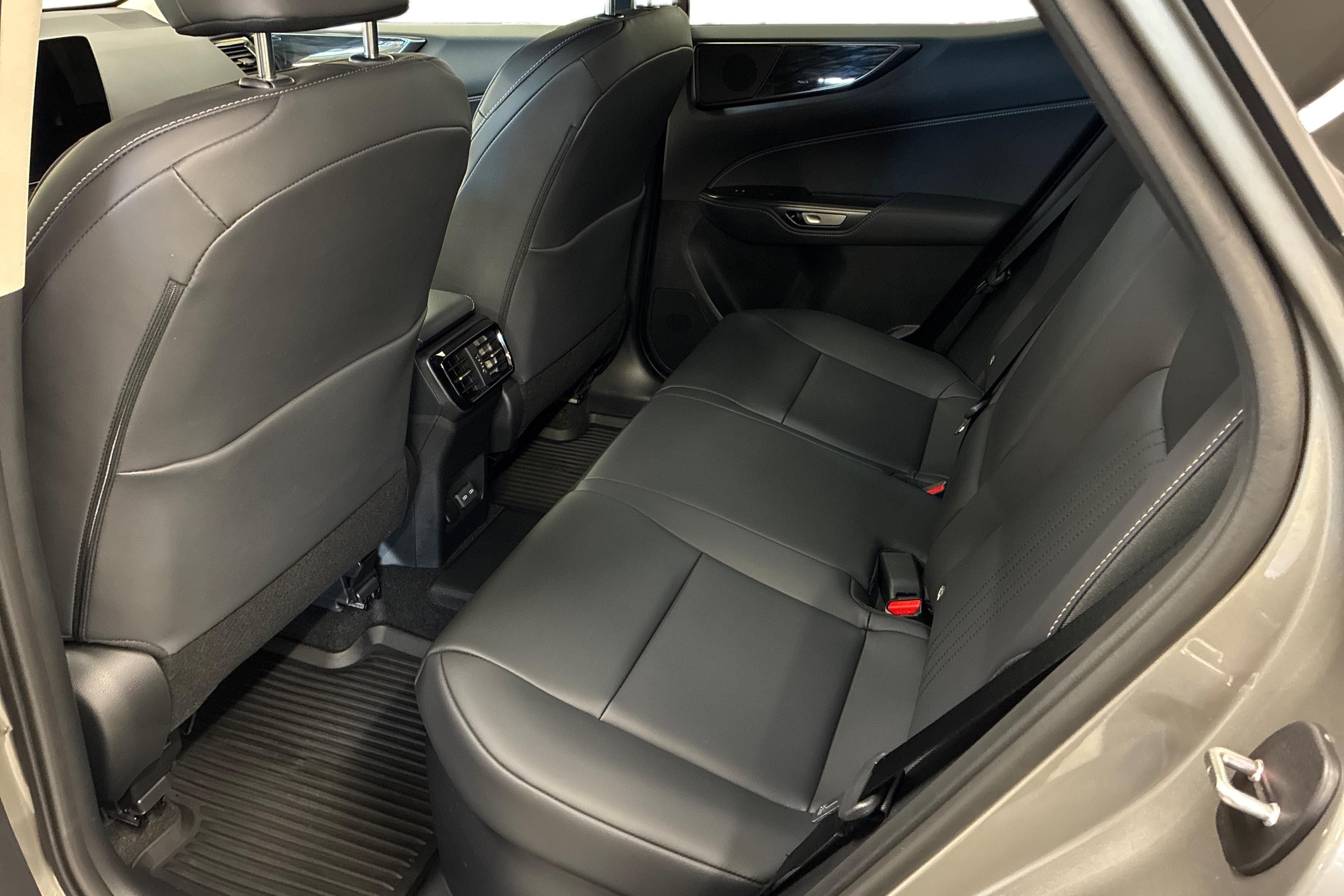 Lexus NX 450h+ E-CVT, 309hp, 2025