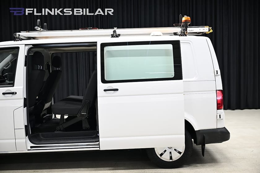 Bild 5 av Volkswagen Transporter Kombi 4Motion 150HK L2|Dubbelhytt|Dubbeldörr|V-Inredd|SeUtr!