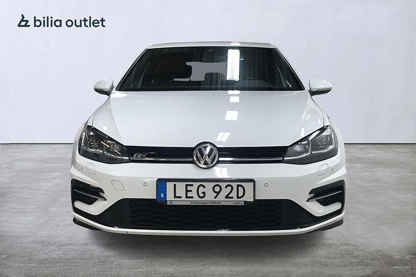 Bild 3 av Volkswagen Golf 1.5 TSI R-Line 150hk Carplay P-sensor Adaptiv-farth