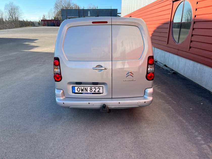 Bild 5 av Citroën Berlingo Van L2 1,6 Blue HDI Långa modellen.