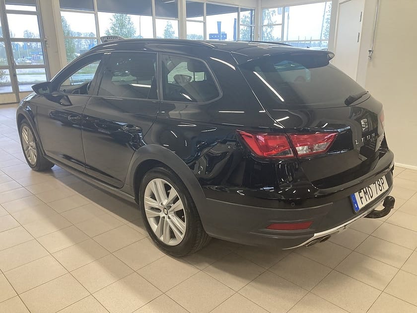 Bild 4 av SEAT Leon X-Perience SC 1.6TDI 115HK 4Drive Backkamera Drag