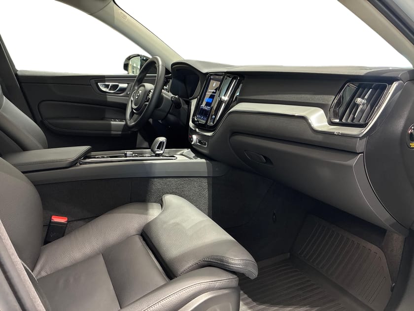 Bild 4 av Volvo XC60 T6 Plus Dark Edition