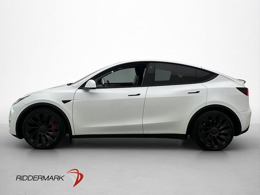 Bild 5 av Tesla Model Y Performance AWD Svensksåld Panorama Drag