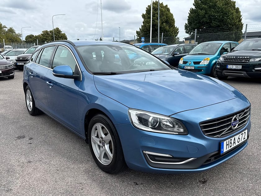 Bild 4 av Volvo V60 D4 190hk AWD Momentum BE Pro Euro 6|NYBESS|NYSERV|SoV|