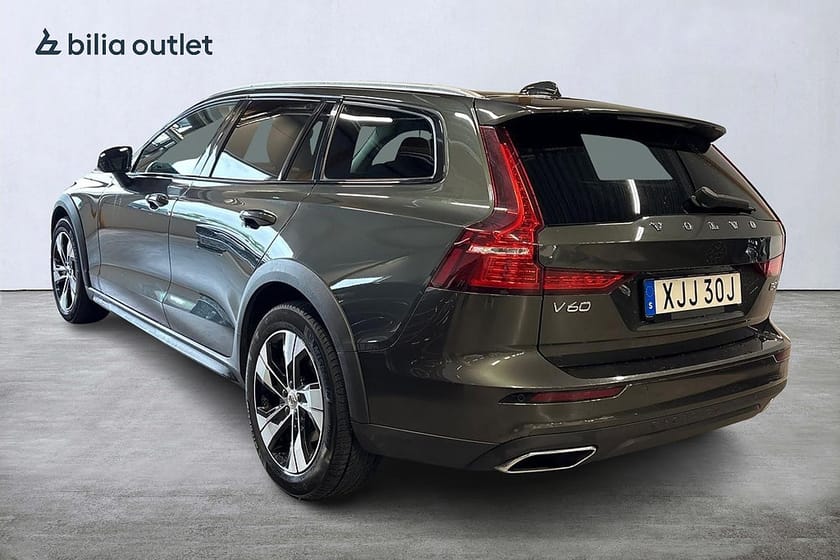 Bild 3 av Volvo V60 Cross Country B4 AWD Geartronic Momentum / VOC / Adp-farthållare