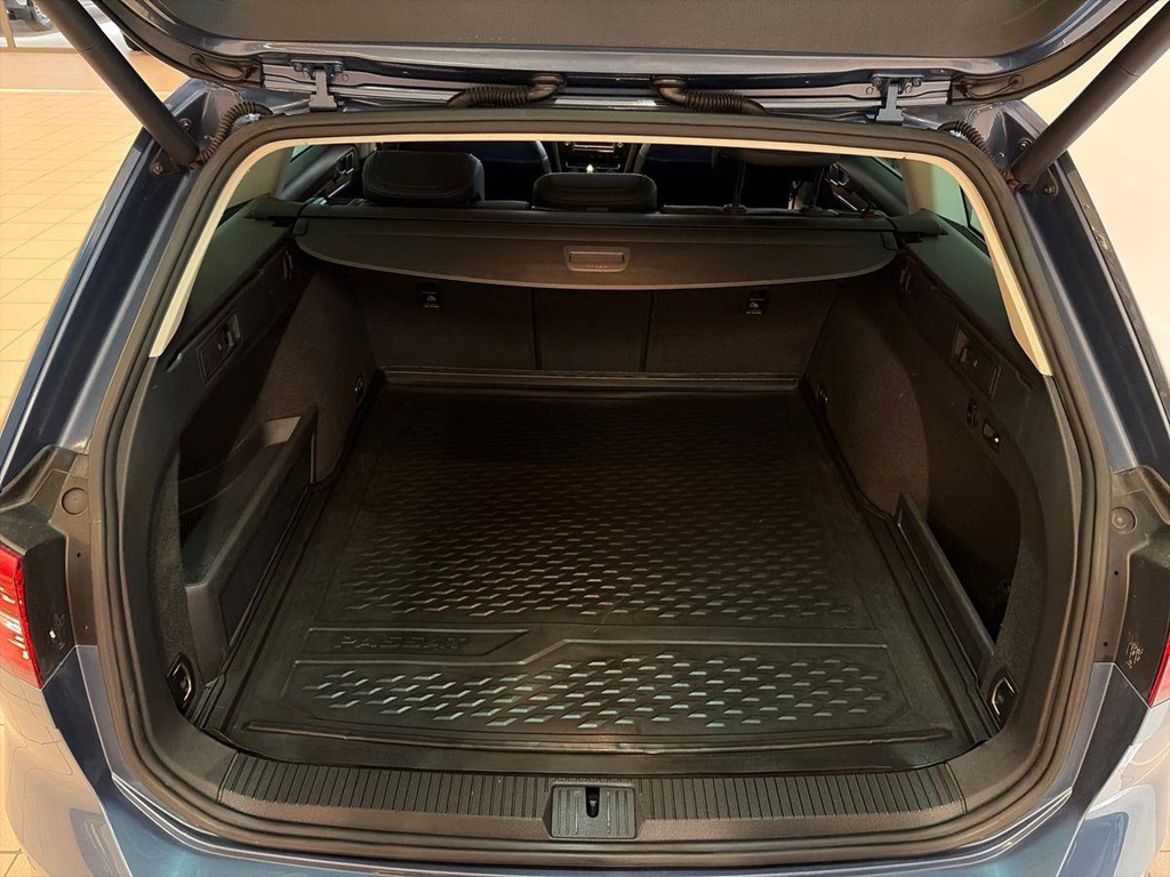 Volkswagen Volkswagen Passat Sportscombi — bild 19