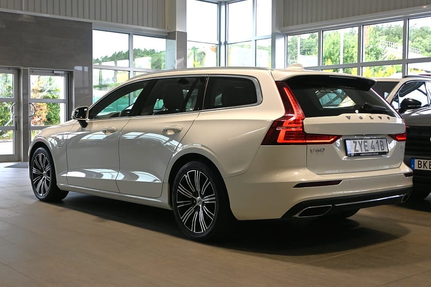 Bild 3 av Volvo V60 Recharge T6 AWD Inscription Exp Läder Navigation Drag