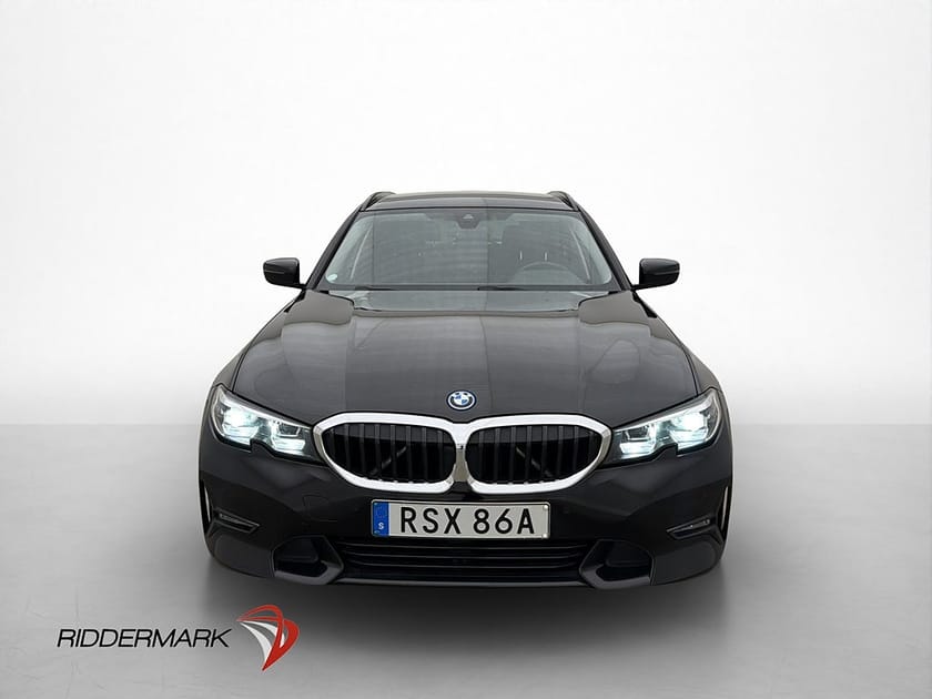 Bild 2 av BMW 330e xDrive Touring 292hk Sport-line Navi Carplay PDC