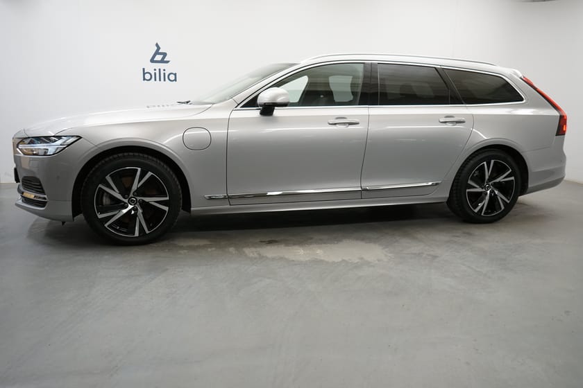 Bild 2 av Volvo V90 Recharge T6 Core Edition, Dragkrok, Parkeringskamera 360, Navigation