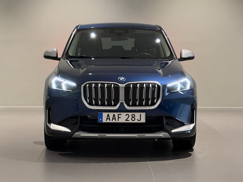Bild 2 av BMW iX1 xDrive30