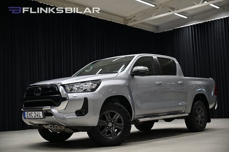 Toyota Hilux Dubbelhytt 2.8 4WD 204HK Automat|Dubbelhytt|Drag|GPS|Backkamera