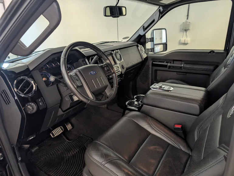Ford F-350 Crew Cab