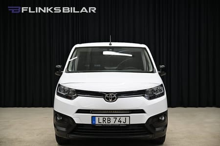 Toyota ProAce City 130HK Automat|Dubbelgolv|Inredd|Drag|Värmare|Moms