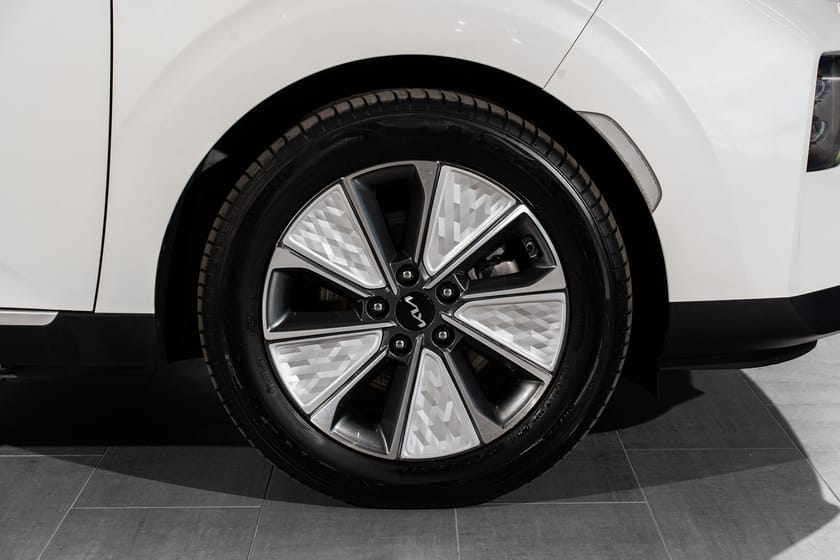 Bilde 5 av Kia e-Soul 64kwh Exclusive V.pumpe Sete-ventilasjon Skinn App+++