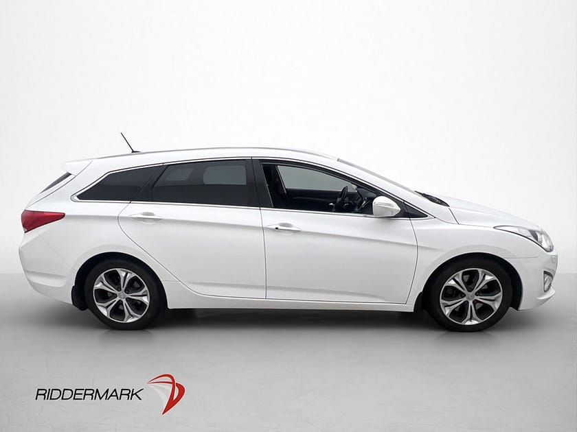 Bild 4 av Hyundai i40cw CW CRDi 136hk Business M/K Värmare Navi Kamera