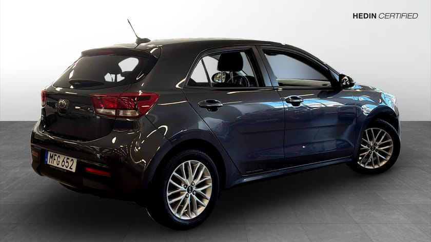 Bild 2 av Kia Rio 1.2 CVVT / B-KAMERA / CARPLAY / RATTVÄRME /