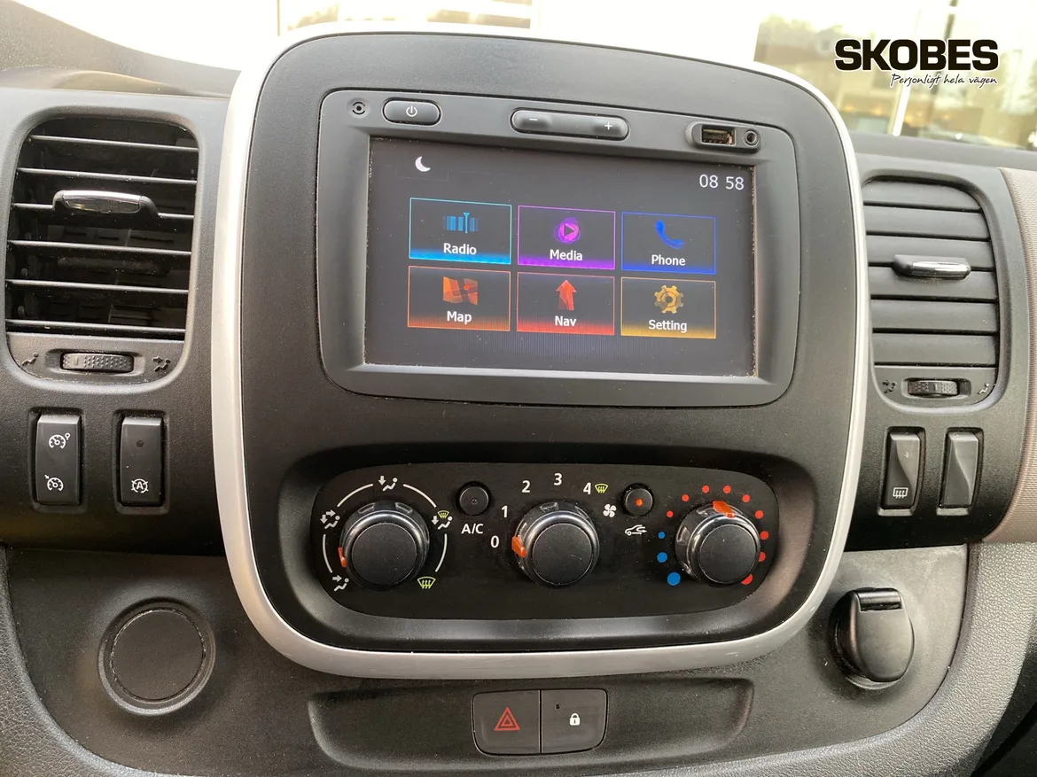 Renault Trafic Skåpbil