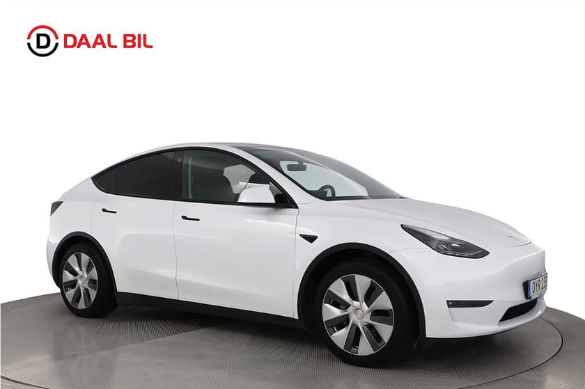 Bild 4 av Tesla Model Y Long Range AWD 77 kWh 514HK AUTOPILOT DRAG B-KAM NFC