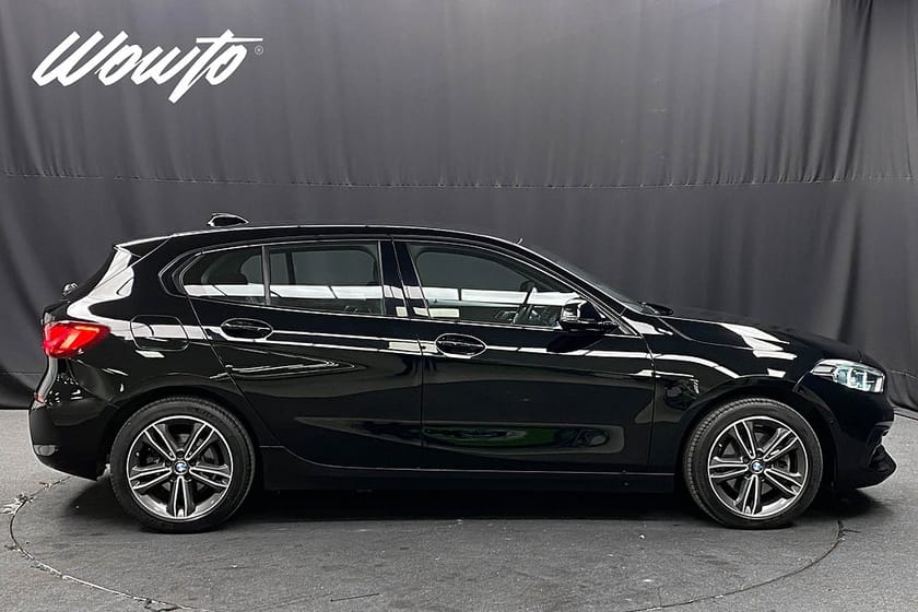 Bild 3 av BMW 118i 118 136HK Sport Line /Navi /Cockpit /PDC