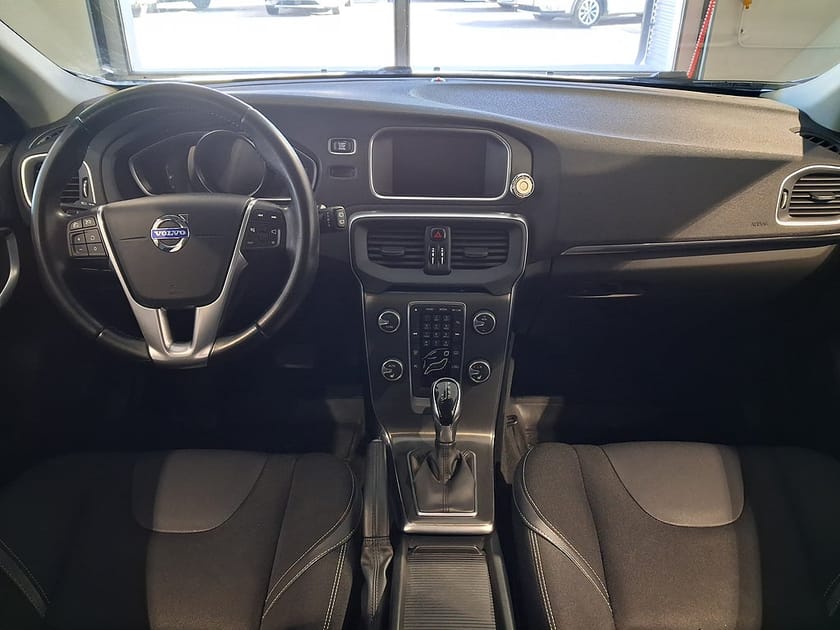 Bild 5 av Volvo V40 D3 Momentum Automat 177hk