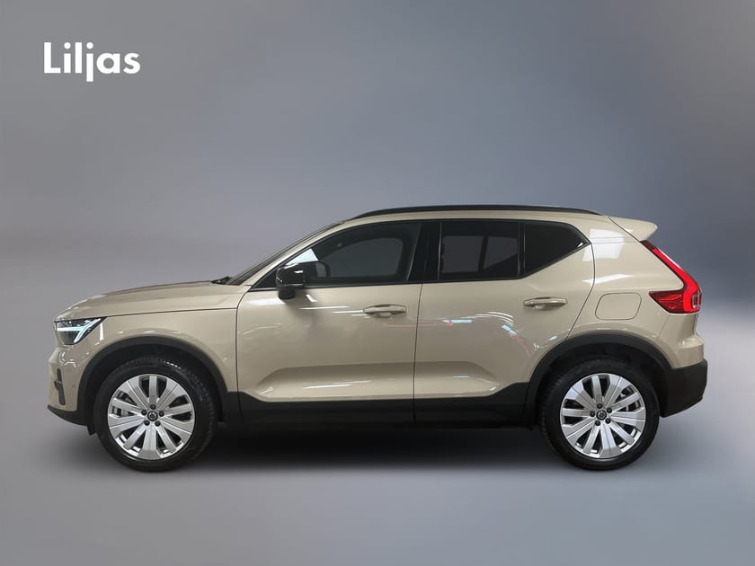 Bild 3 av Volvo EX40 Single Motor Extended Range R Core SE//360-Kamera//