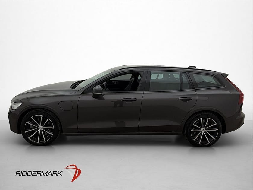 Bild 4 av Volvo V60 Plug-In Hybrid AWD P-Värmare Kamera Drag Skinn