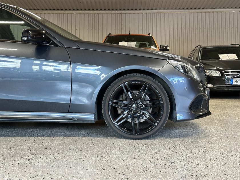 Bild 2 av Mercedes-Benz E 220 CDI BlueTEC 9G-Tronic Avantgarde AMG Night Package