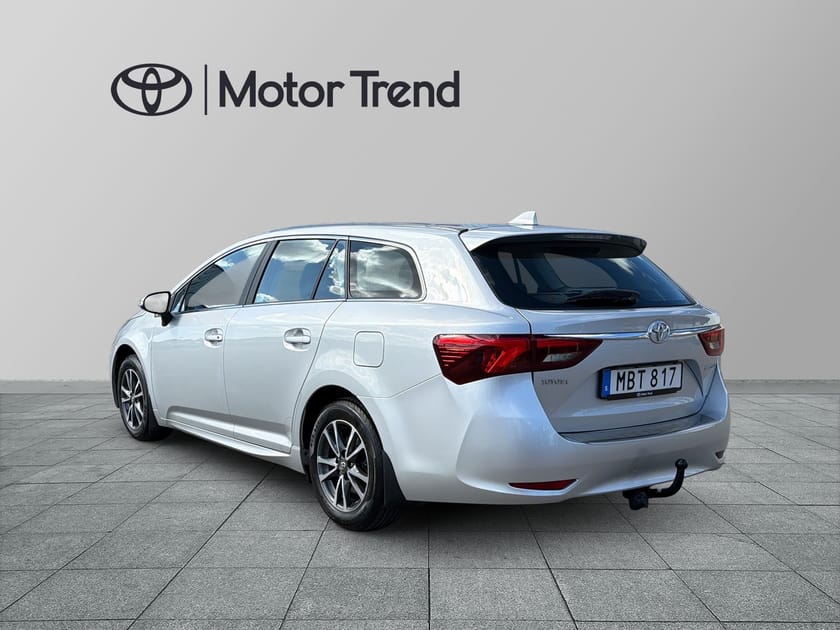 Bild 2 av Toyota Avensis Kombi 1.8 147hk,Active Touring,Drag