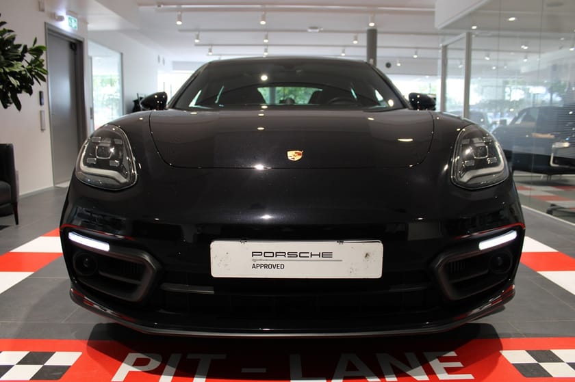 Bild 3 av Porsche Panamera 4 E-Hybrid