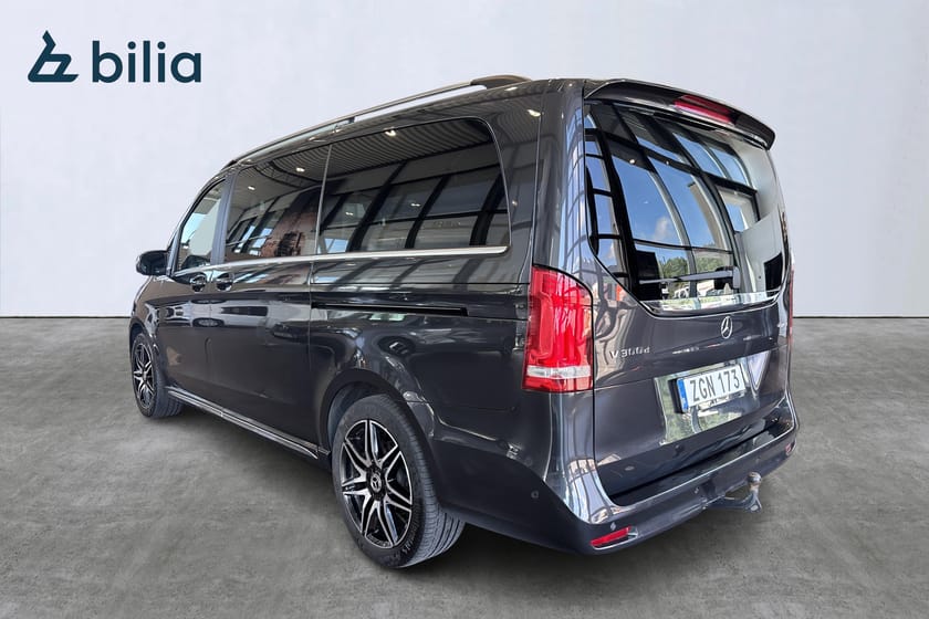 Bild 4 av Mercedes-Benz V 300d 4MATIC 3.2t AMG Avantgarde Drag Moms