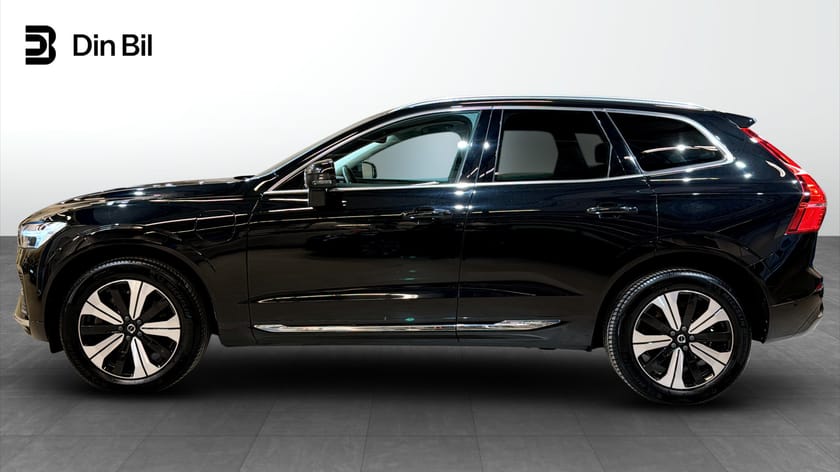 Bild 2 av Volvo XC60 Recharge T6 AWD Core Edition Panorama Drag Läder