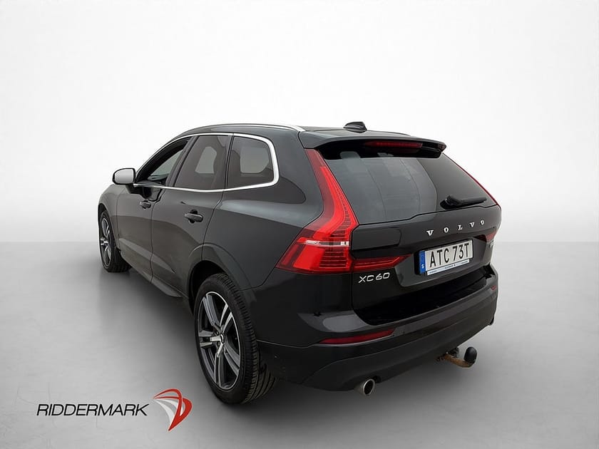 Bild 5 av Volvo XC60 B4 AWD Momentum Advanced VOC Kamera Skinn Drag