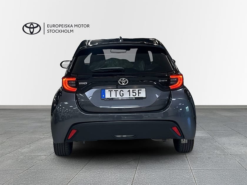 Bild 4 av Toyota Yaris Hybrid 115 1.5 HSD Active Plus Säkerhetspaket/ V-Hjul / MOMS!