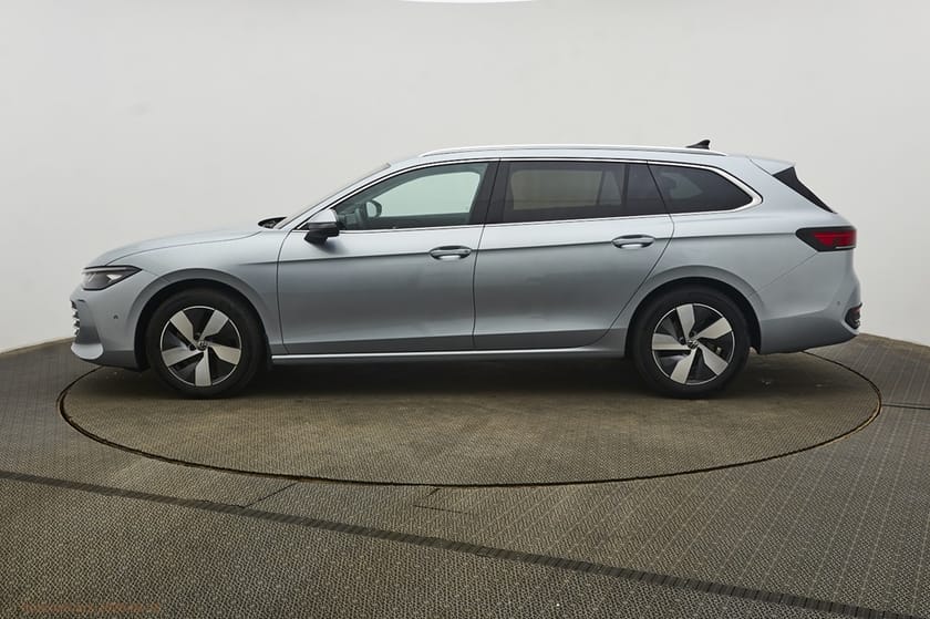 Bild 5 av Volkswagen Passat Sportscombi Mildhybrid 1.5 eTSI VINTERHJUL|DRAG|VÄRMARE|ELBAKL