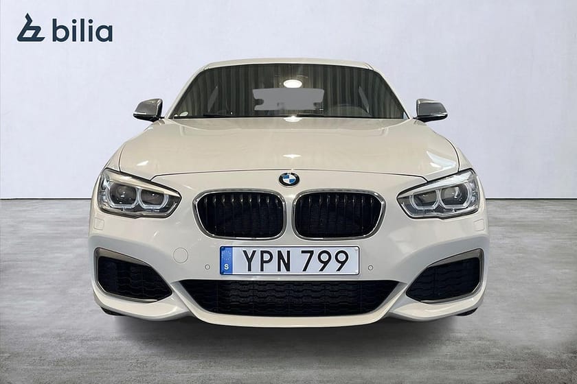 Bild 5 av BMW M140i BMW m140 | H&K | M sport | PDC | M-sportbroms