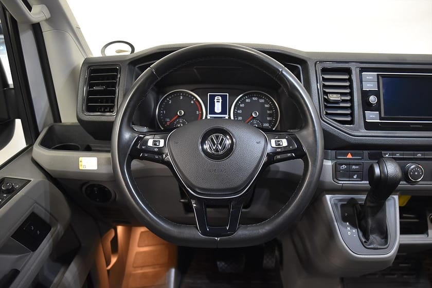 Bild 2 av Volkswagen Grand California 600 2.0 TDI Förvaringspkt Solcell Markis Cykelställ 177hk